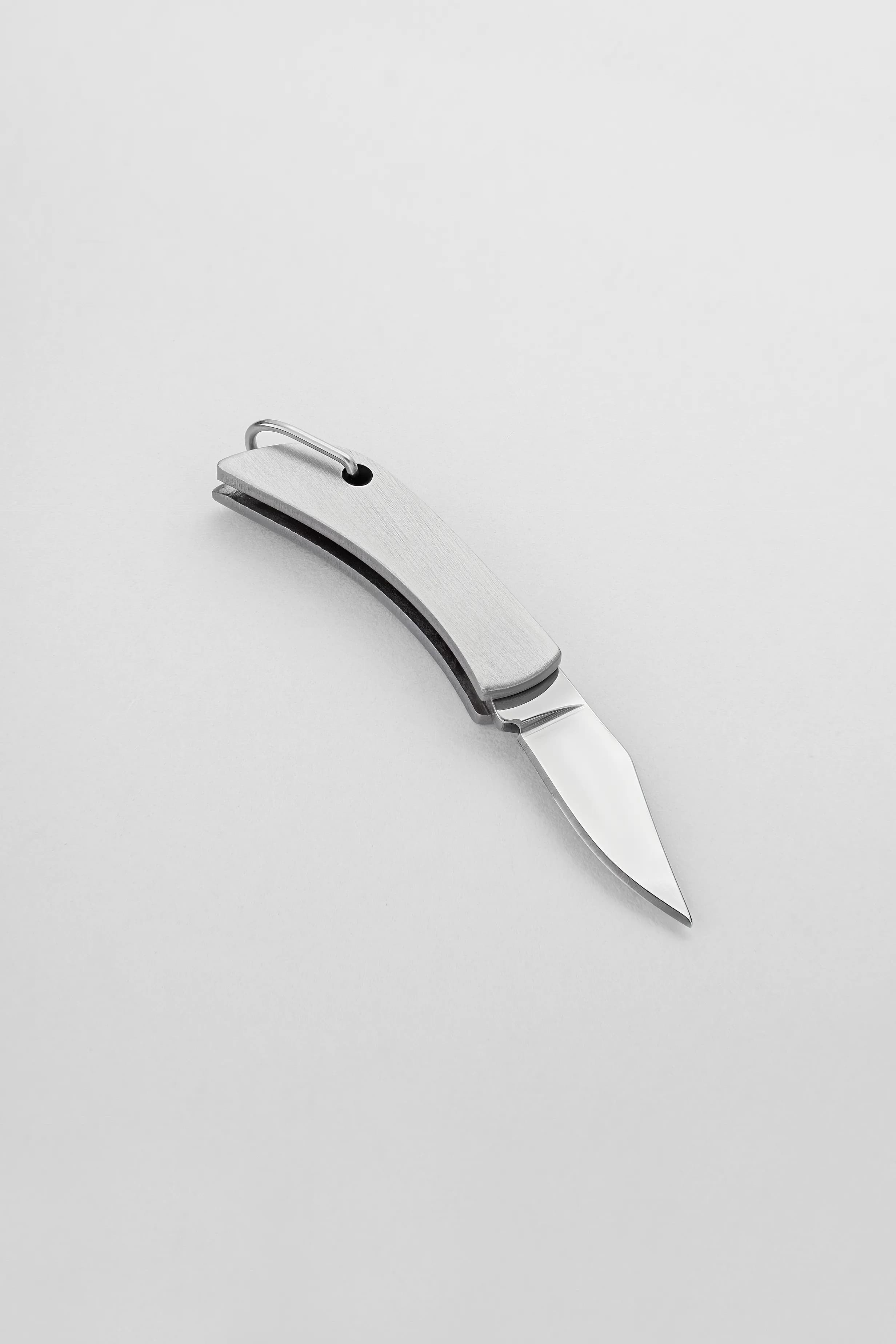 FROZEN KNIFE CURVE PENDANT превью 1