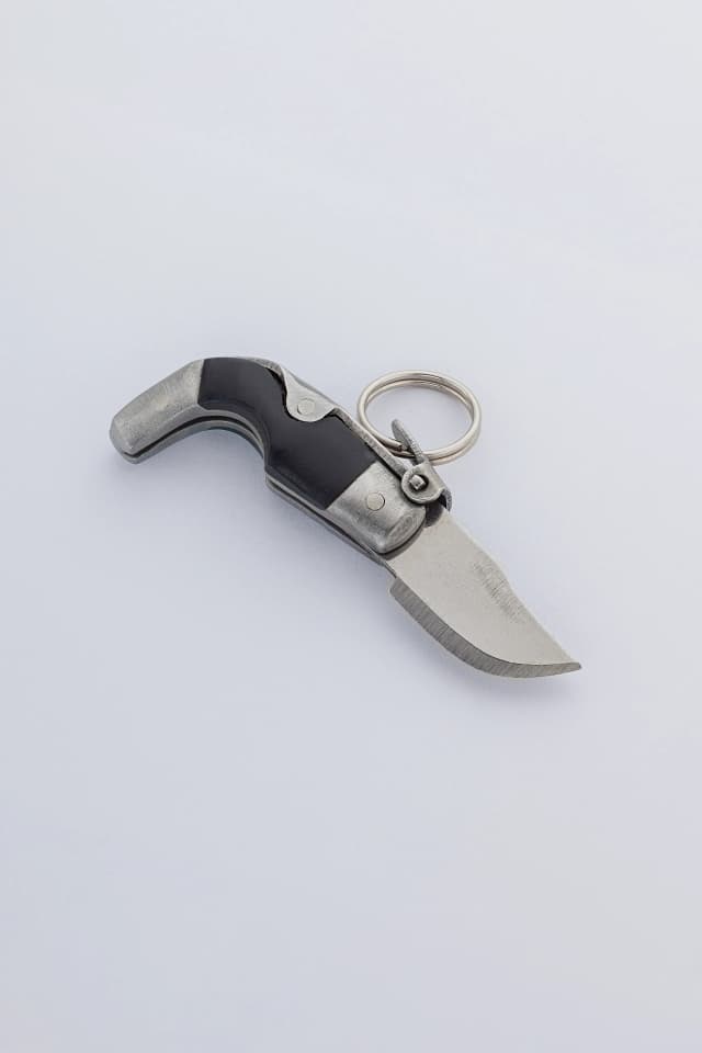 COLGANTE CUCHILLO NAVAJA CAPAORA MINI 3