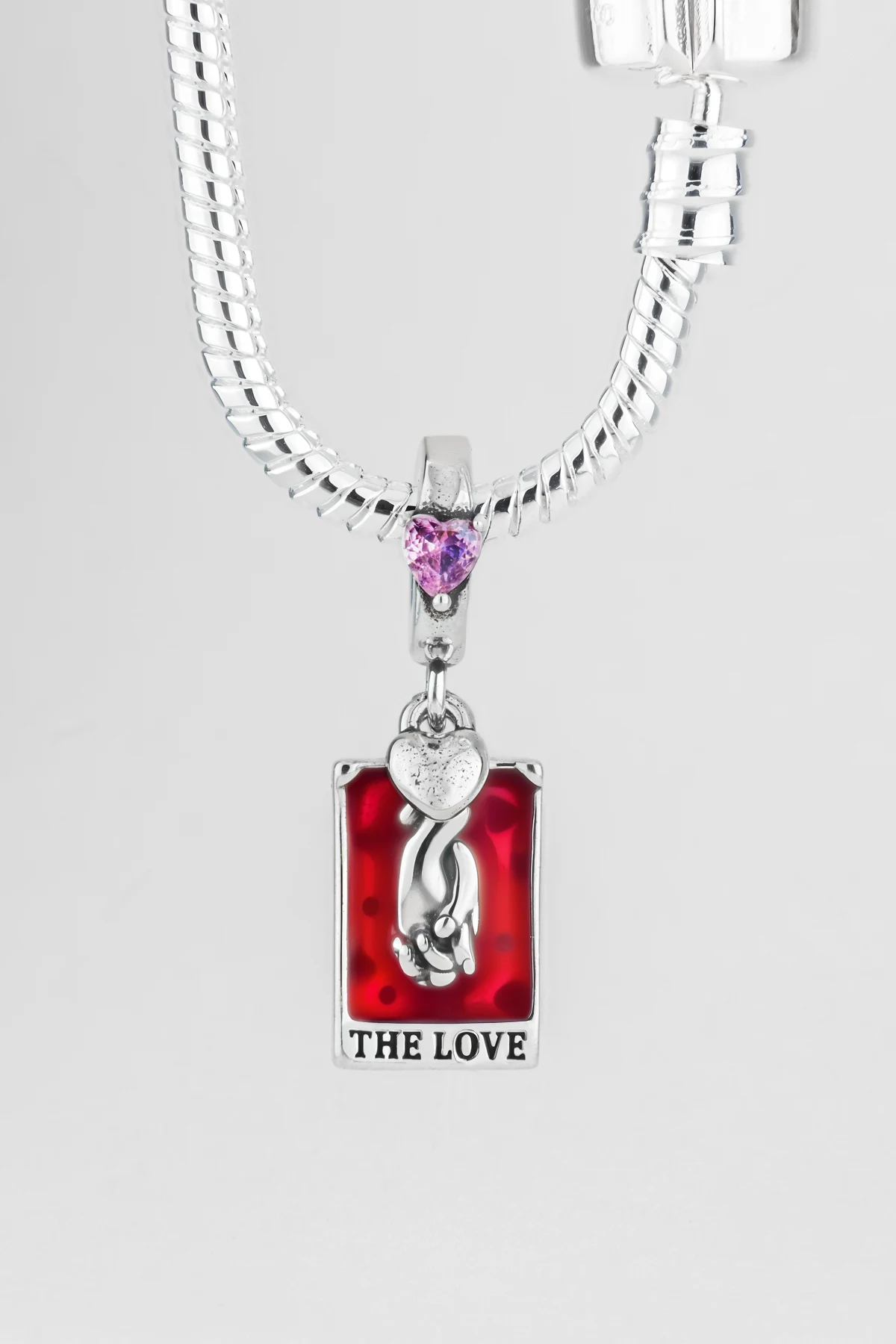 Love Symbols in Jewellery: Locks, Hearts, Rings and What They Really Mean
