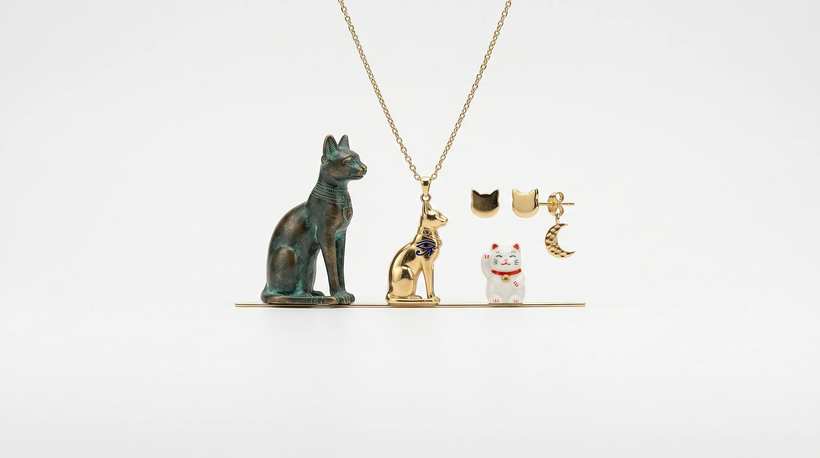 Кошка и богиня Бастет в украшениях: египетский символ защиты и грации