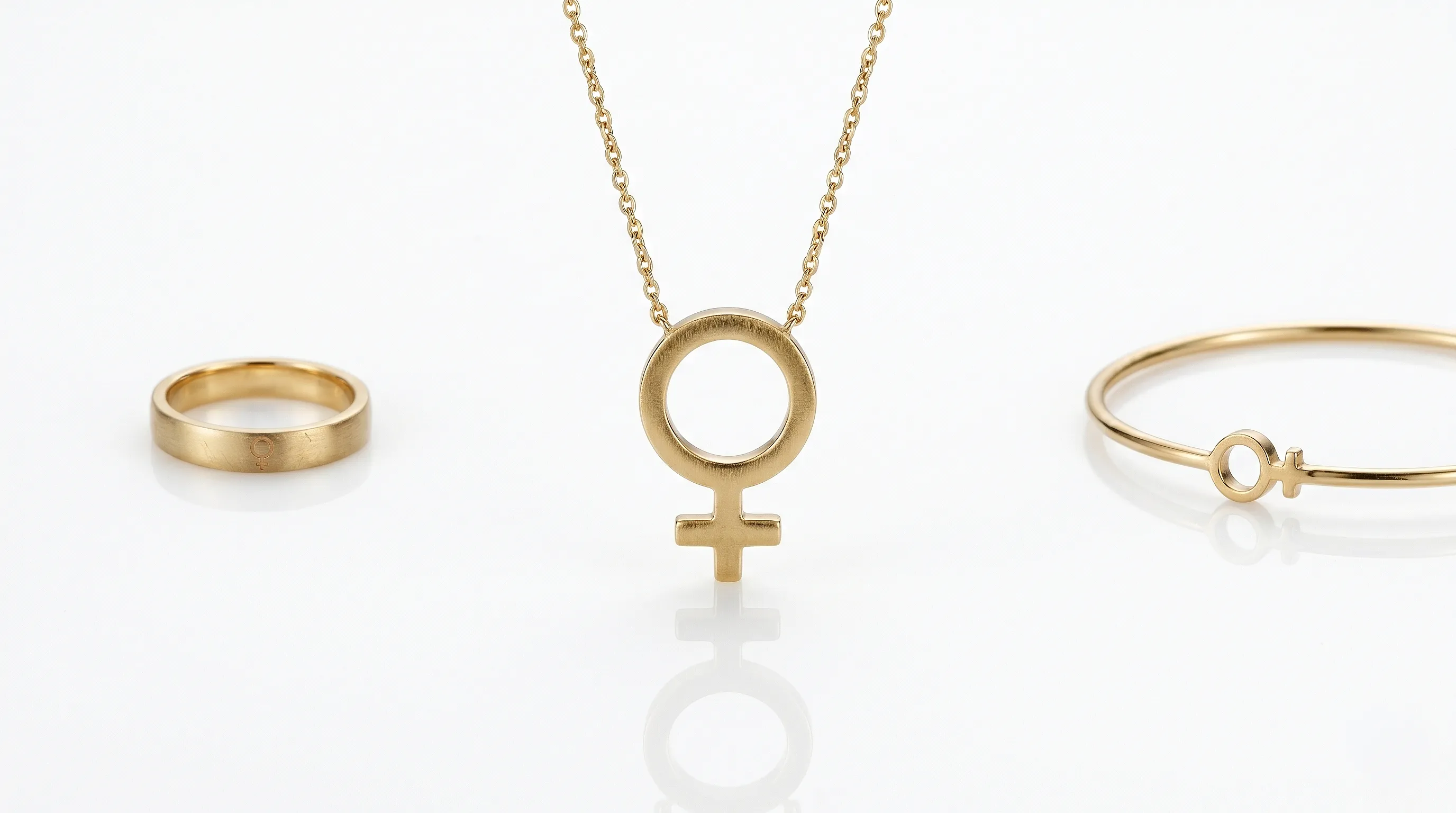 Символ женщины в украшениях: феминистская и астрологическая символика