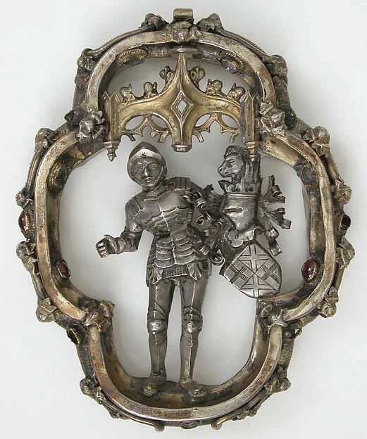 Pendant with a heraldic shield