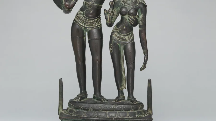 Shiva nei gioielli: il dio che trasforma, il terzo occhio e la danza che ricrea il mondo