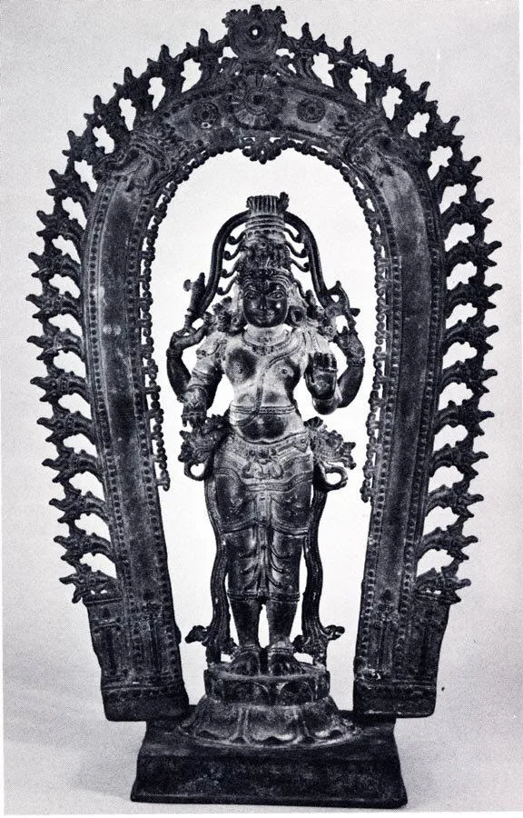 Figure en bronze de Shiva debout, les cheveux noués en chignon, Kerala, Inde