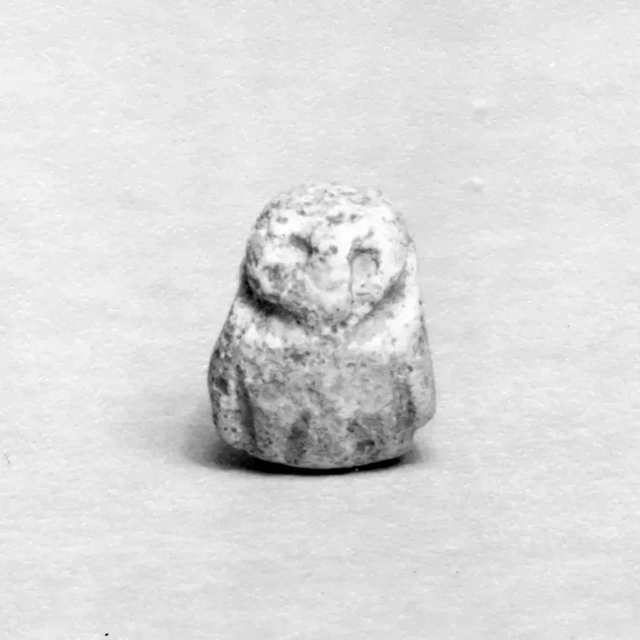Mesopotamisches steinernes eulenförmiges Amulett, um 3000 v. Chr., frühliterarische Zeit