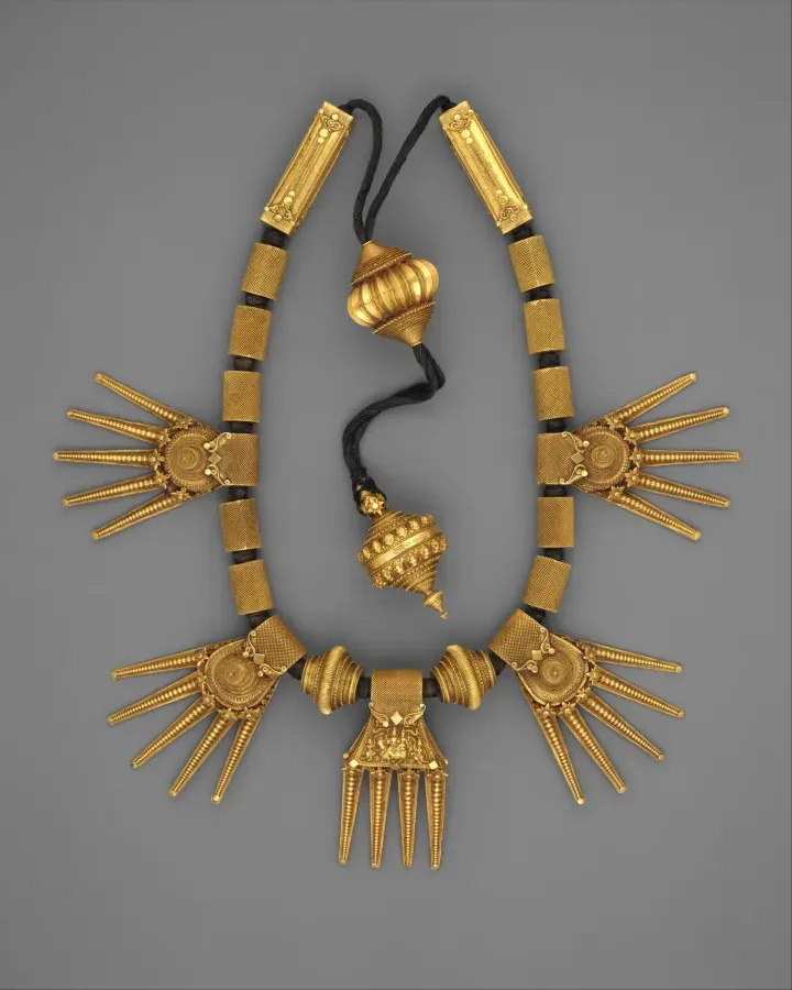 Tamilisches Hochzeitscollier Thali, Gold, spates 19. Jahrhundert