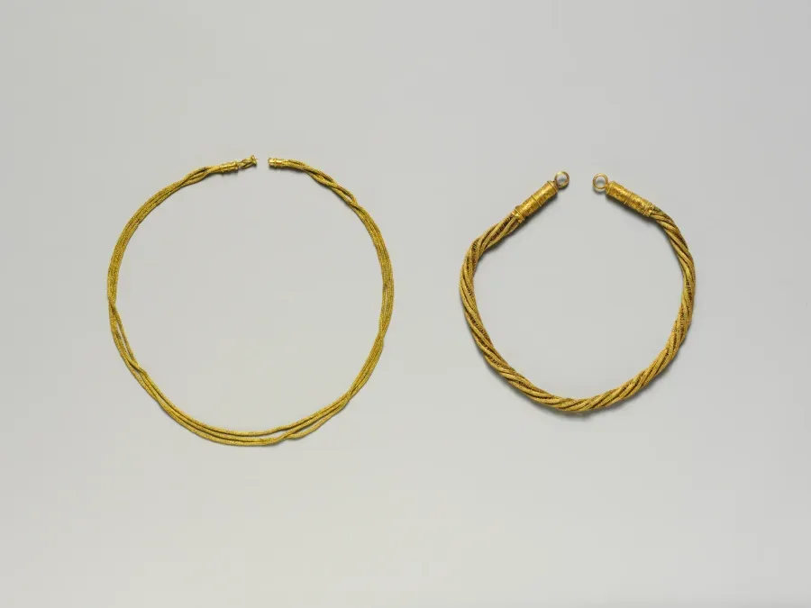 Chaîne en or antique à trois brins torsadés, étrusque ou romaine, IVe siècle av. J.-C., Metropolitan Museum of Art