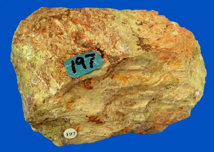 Unakite: the green-and-pink stone of balance, growth and recovery