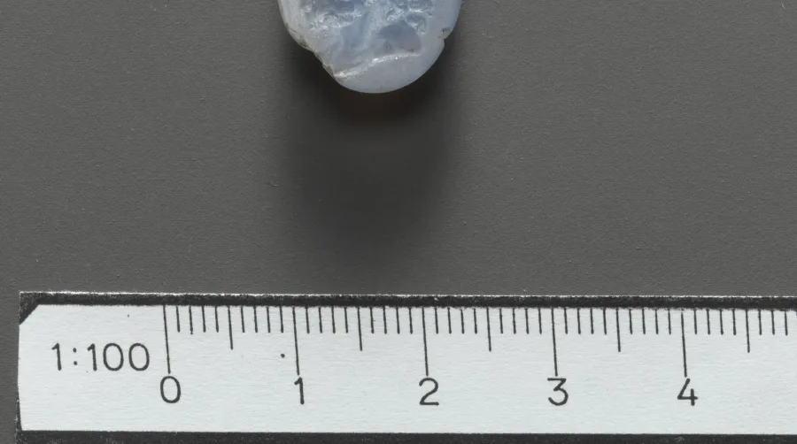 Zeus et Jupiter dans les bijoux : aigle, foudre et signe du pouvoir