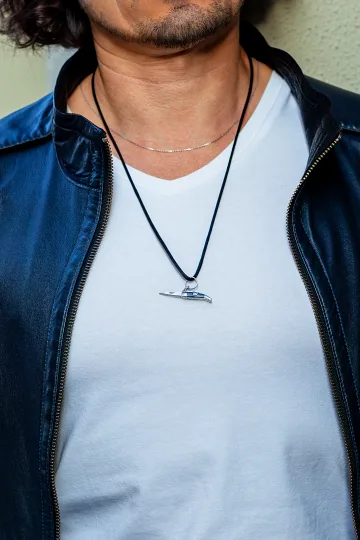 COLGANTE CUCHILLO NAVAJA PUNTA DE ESPADA MINI 2