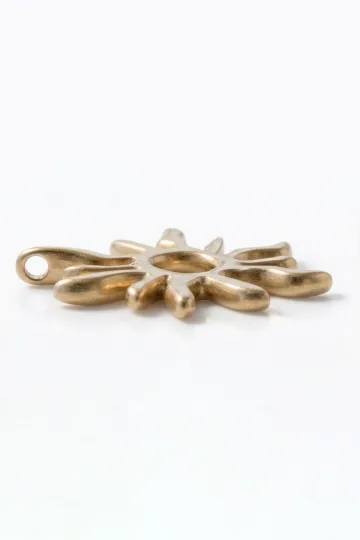 COLGANTE SOL RADIANTE DORADO 5