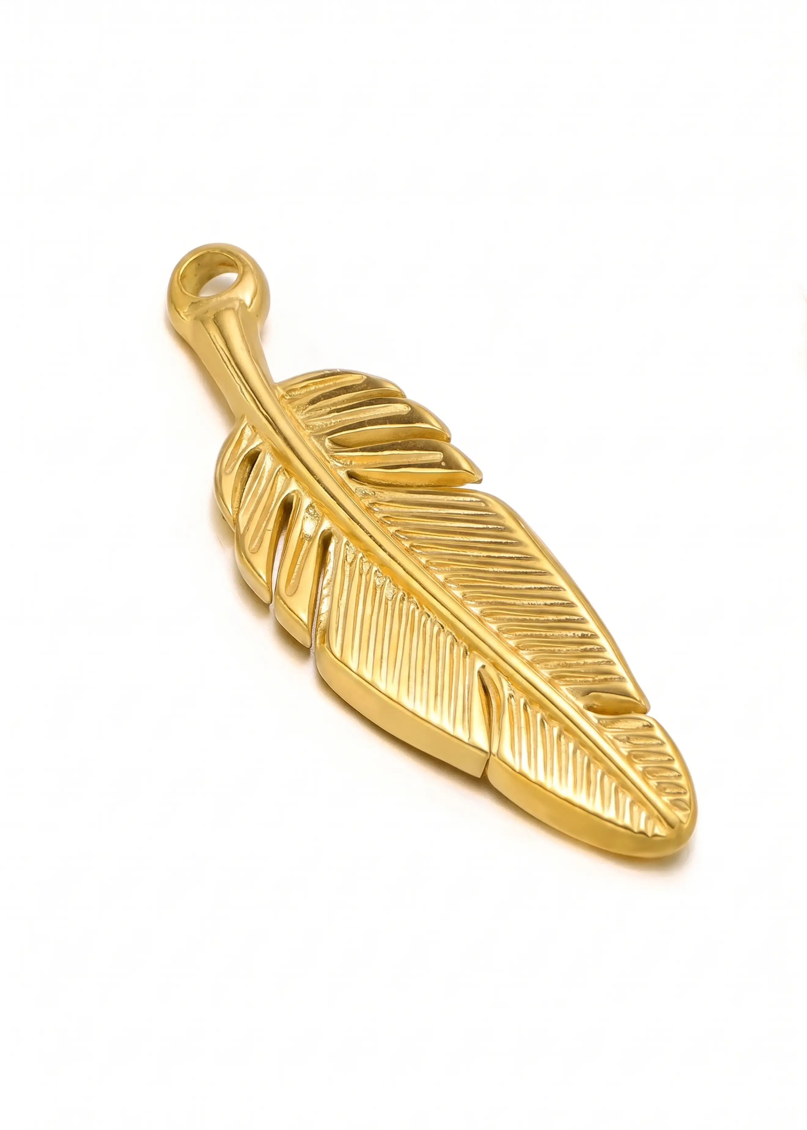 CIONDOLO PIUMA ORO